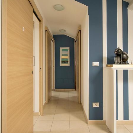 Civico 64 Bed & Breakfast In Mansarda Palmi Exterior foto